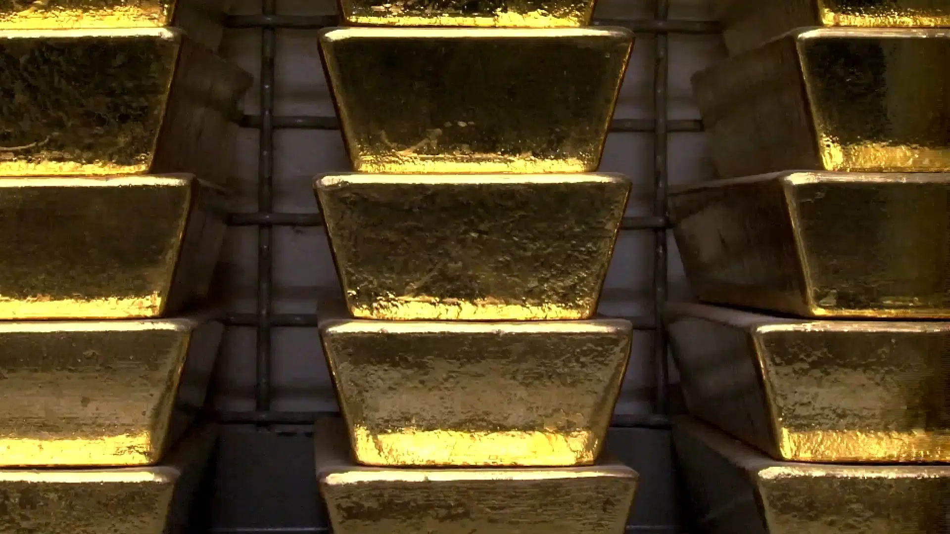 Lingos d'or dans un coffre-fort en suisse